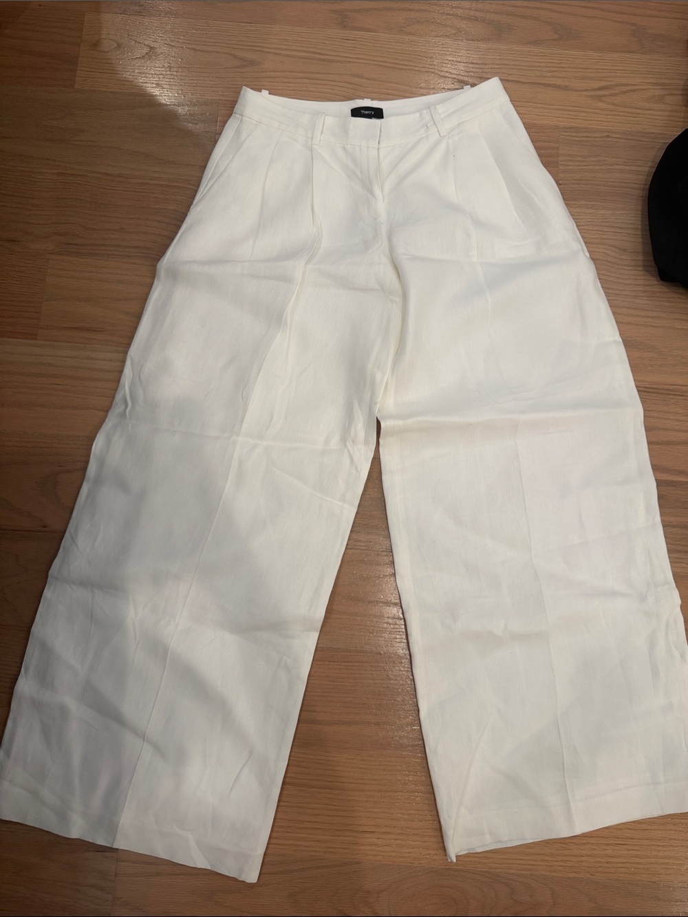 Theory Wide Leg Pants in White